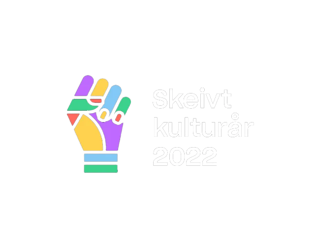 Logo i form av en illustrasjon av en knyttet hånd i regnbuefarger med teksten "Skeivt kulturår 2022"