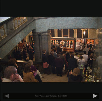 Chair ,Crowd ,Event ,City ,Art.