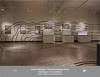 Automotive design ,Rectangle ,Art ,Interior design ,Font.