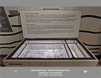 Rectangle ,Font ,Event ,Metal ,Office equipment.