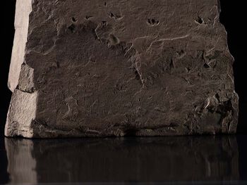 Water ,Bedrock ,Grey ,Artifact ,Geological phenomenon.