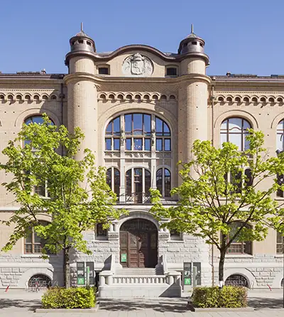 Inngangspartiet til museet.