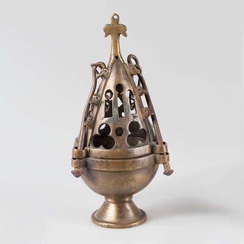 Røkelseskar fra 1350-1400. Fra Hadsel kirke i Nordland. C3121.
