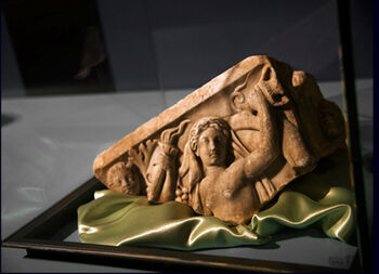 kjeve ,skulptur ,kunst ,gjenstand ,font.