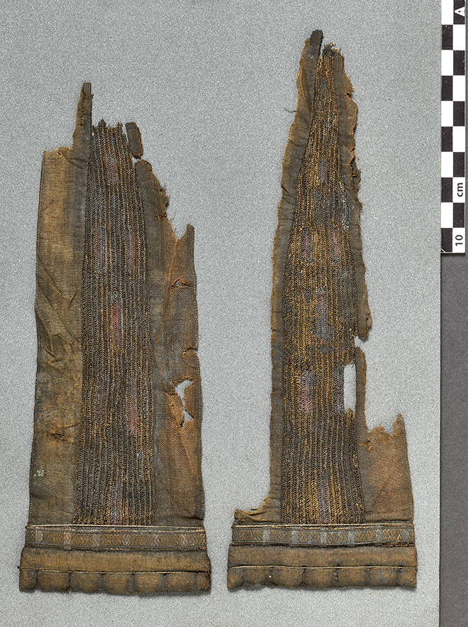 Bildet kan inneholde: skulptur, rektangel, historie, antikkens historie, historisk sted.