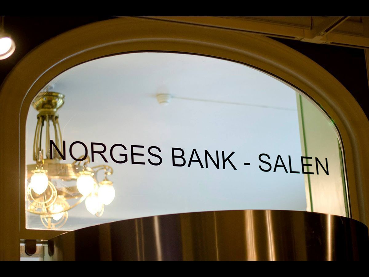Åpning av &quot;Den tunge bagasjen&quot; og vår nye sal - Norges Bank-salen