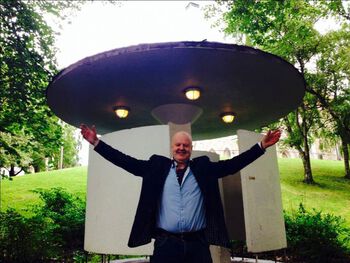 EuroPride 2014: Fra den homohistoriske bussturen&amp;#160; Urinal til katedral . Guide Svein Skeid.