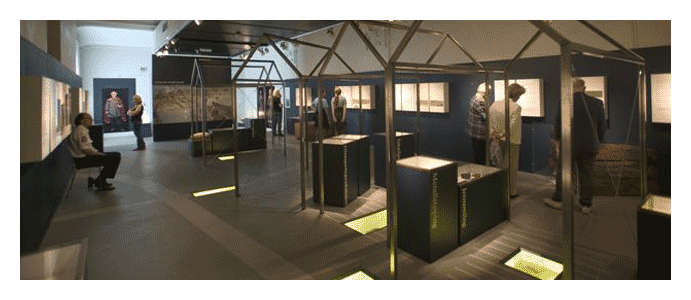 Bildet kan inneholde: eiendom, bygning, lighting, interiørdesign, rom.