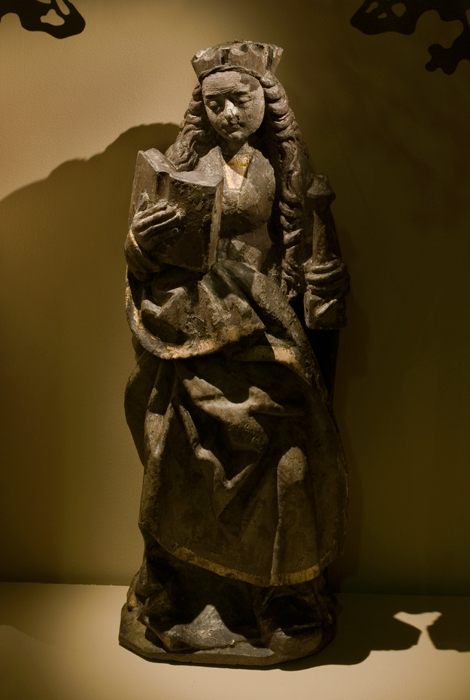 Bildet kan inneholde: skulptur, statue, kreativ kunst, kunst, gjenstand.